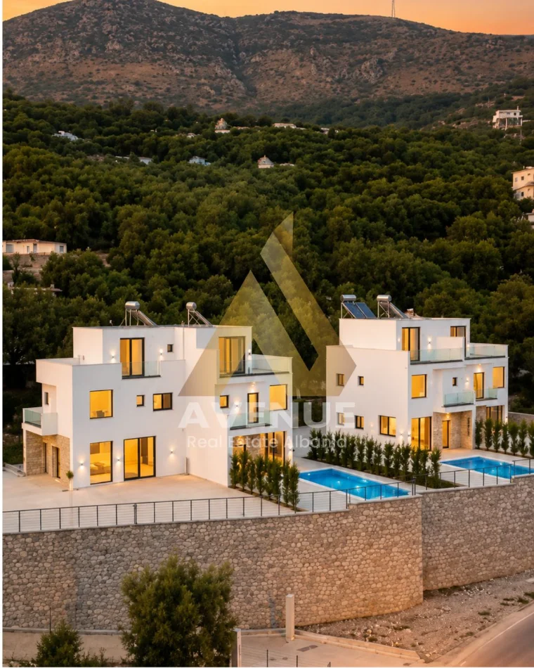 Borsh, shitet Vile 3+1+Ballkon Kati 2, 300 m² 585.000 € (Borsh)