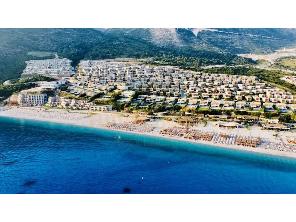 Dhermi - Palase, shitet apartament 2+1+Aneks+Ballkon Kati 0, 154 m² 619.000 € (Green Coast)