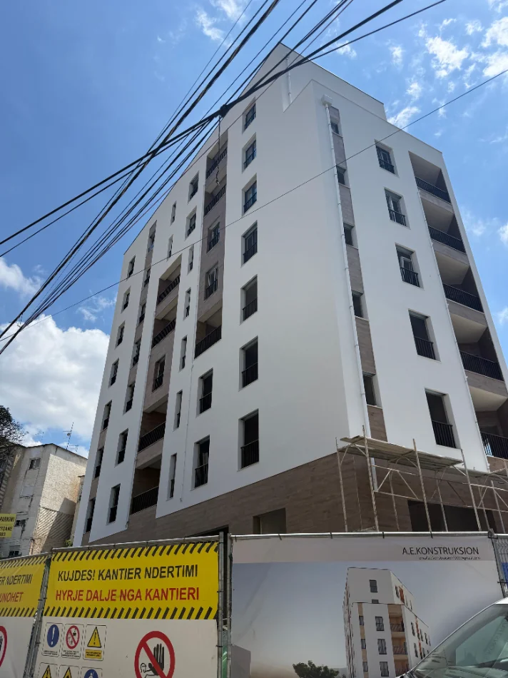 🏢Disponojme per Shitje  Apartament 2+1 + Post Parkimi & Ambiente Biznesi 📍Rruga Mihal Grameno, prane Shkolles se Baletit