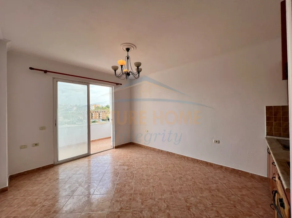 Durres, Shitet Garsoniere, Kati 5, 37 m² 50.000 € (Durrës)