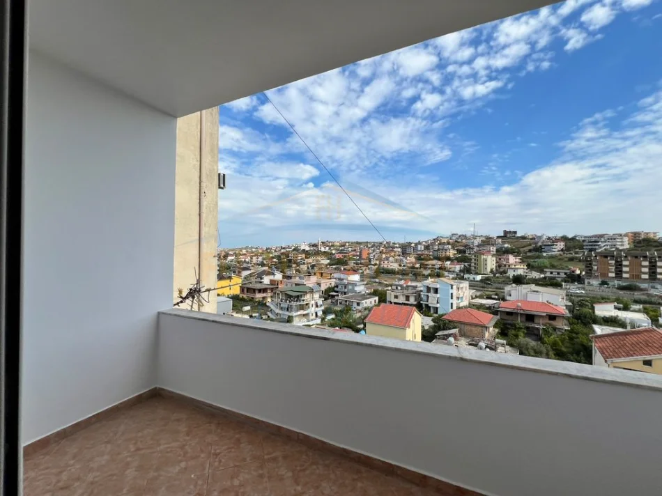 Durres, Shitet Garsoniere, Kati 5, 38 m² 50.000 € (Durrës)