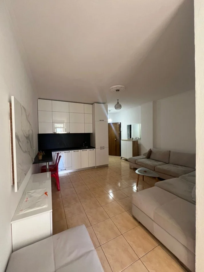 Durres, shitet apartament 1+1+Ballkon Kati 3, 70 m² 135.000 €