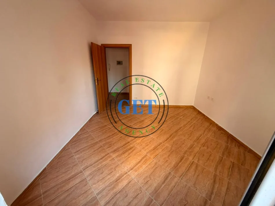 Durres, shitet apartament 1+1 Kati 2, 66 m² 95.000 € (Plazh Hekurudha)