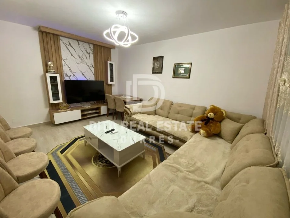 Durres, shitet apartament 1+1 Kati 5, 85.000 € (STADIUMI)