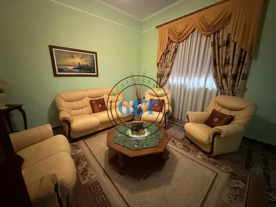 Durres, shitet apartament 2+1 , 500 m² 340.000 € (Shkozet)
