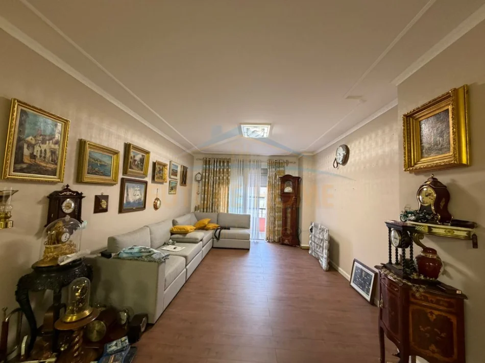 Durres, shitet apartament 2+1+Ballkon Kati 3, 85 m² 140.000 €