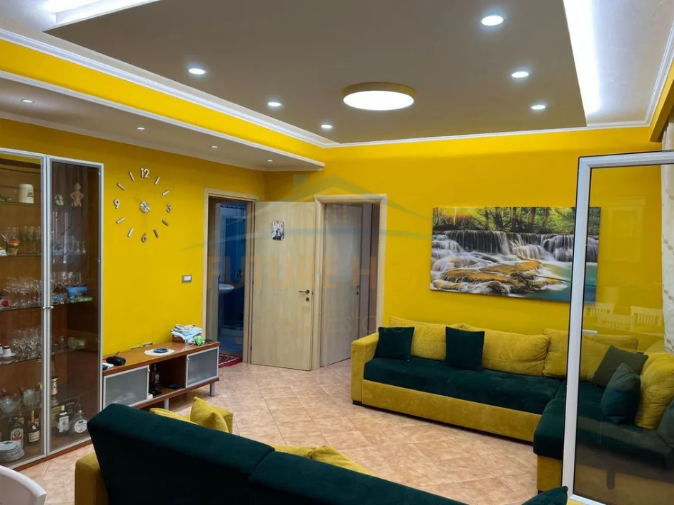 Durres, shitet apartament 2+1 Kati 3, 98 m² 147.000 €