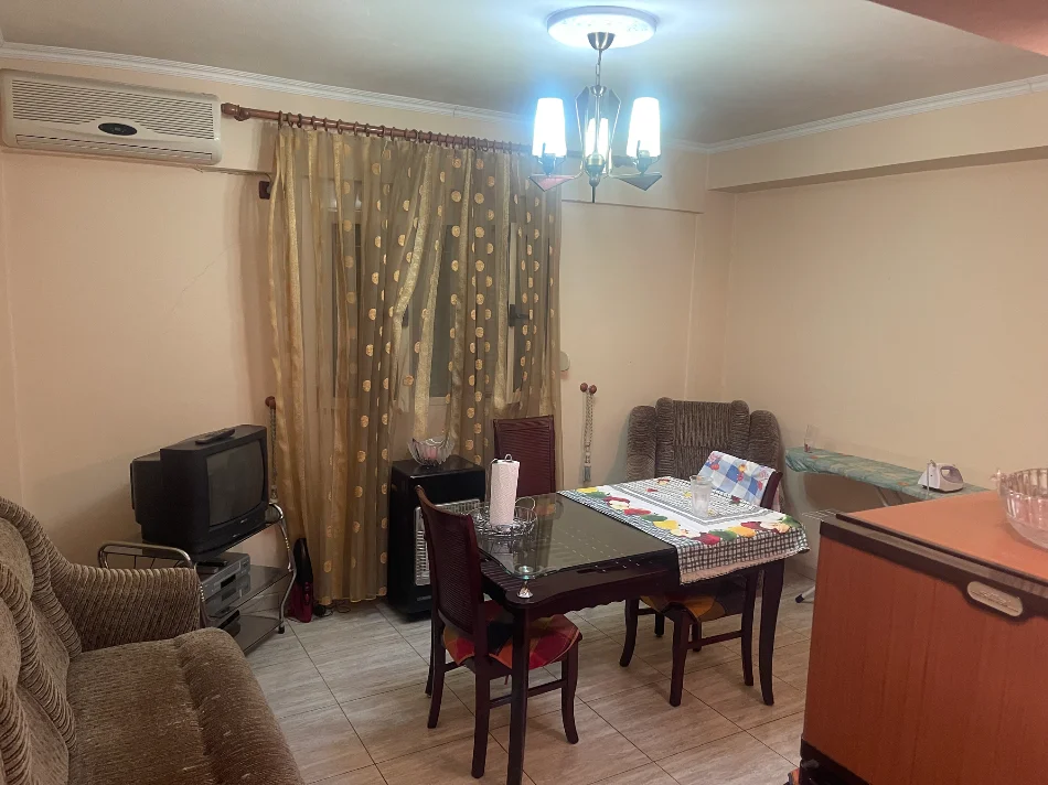 Elbasan, shitet apartament 2+1+Ballkon Kati 4, 68 m² 62.000 € (Rruga 25 Nentori)
