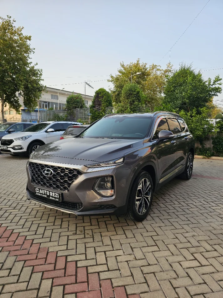 Fier, SUV , 15800 €
