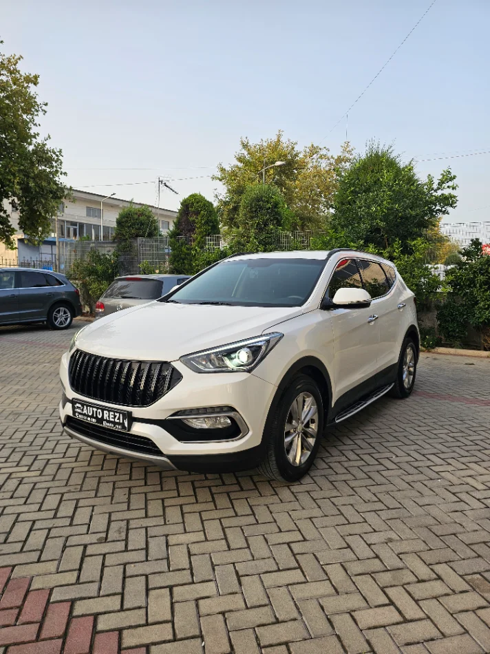 Fier, shes makine Hyundai Santa Fe Nafte, e bardhë automatik Klima 11.000 €