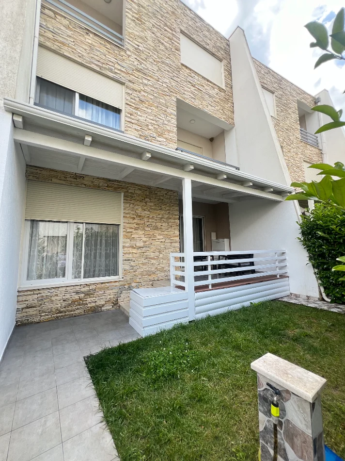 Gjiri Lalezit | Hamallaj, shitet apartament 2+1 Kati 0, 71 m² 230.000 € (Gjiri Lalezit)