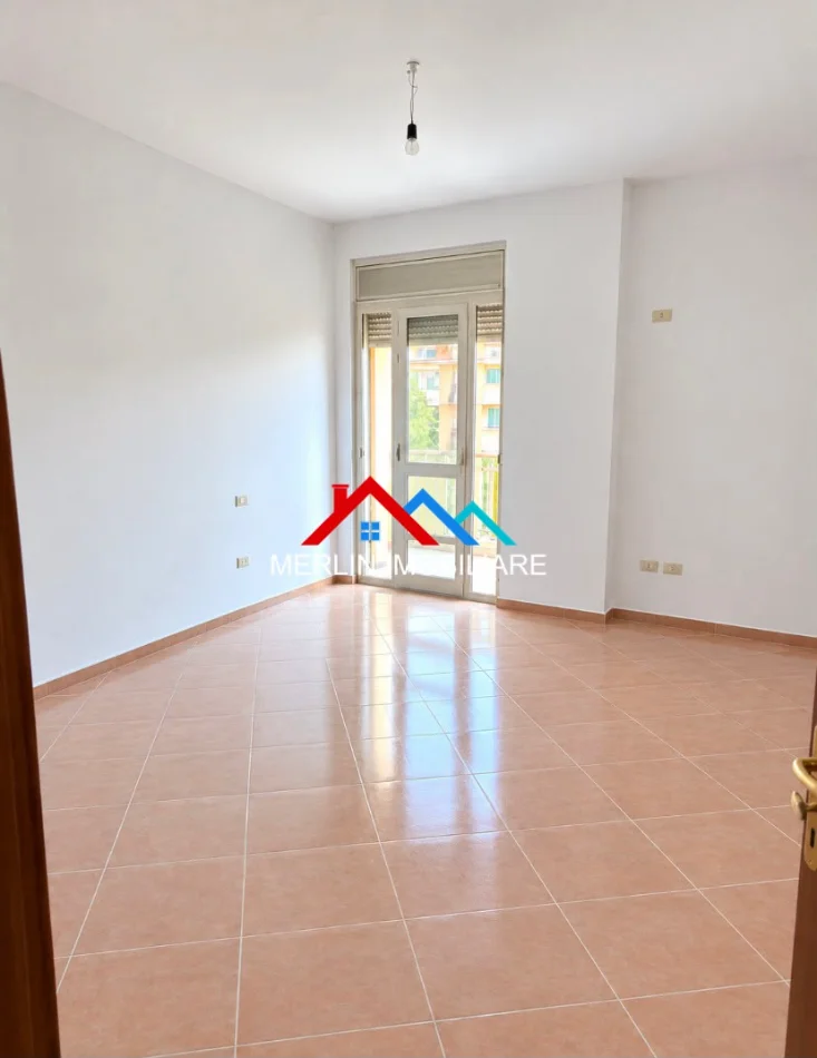 Golem, shitet apartament 2+1+Ballkon Kati 1, 85 m² 87.000 € (GOLEM,RRUGA E GJUZEVE)