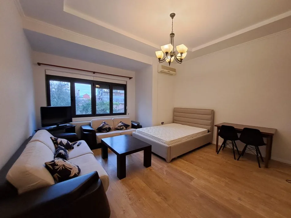 Jepet me qera ,studio, garsoniere tek pazari i ri
