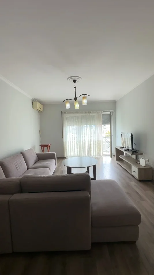 Jepet me qira apartament 1+1 në pallat të ri ne don bosko