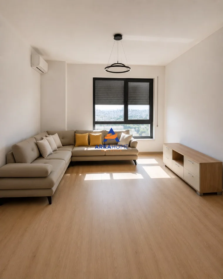 Jepet me qira apartament 2+1+ballkon 