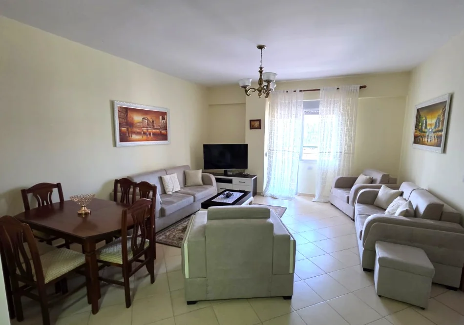 🔥 JEPET SUPER APARTAMENT ME QERA 2+1 TEK PAZARI I RI 🔥,  750 Euro