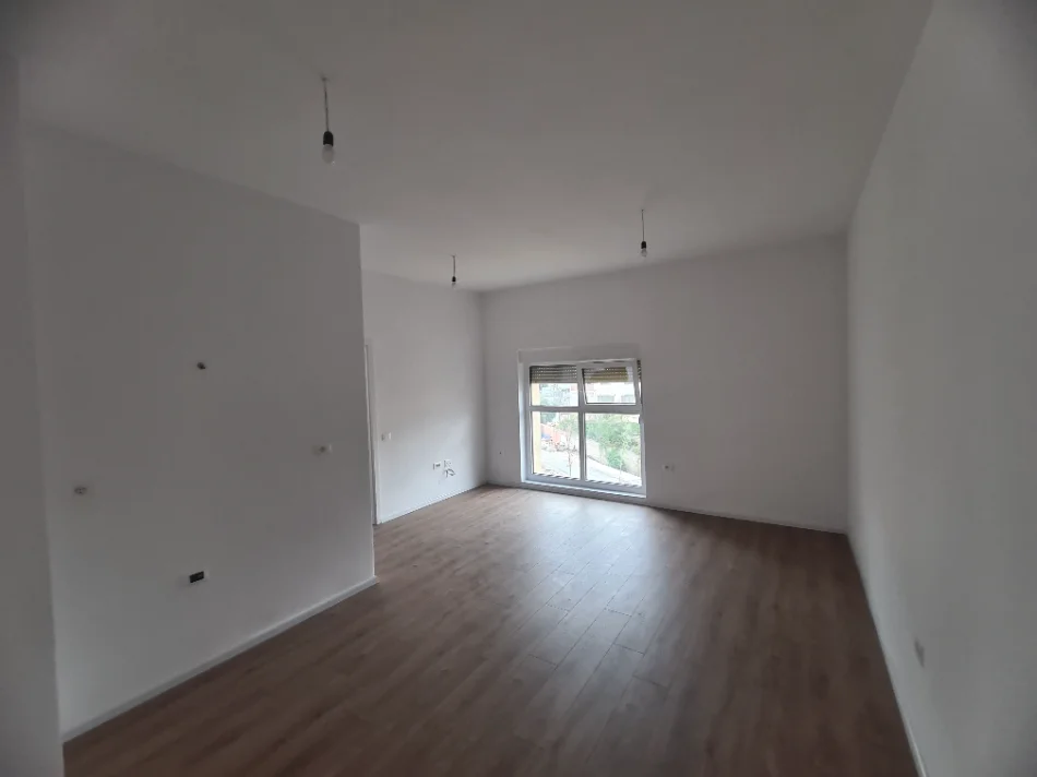 Jap 15apartamente 1+1&2+1BOSH (Rezidenca Mangalem)