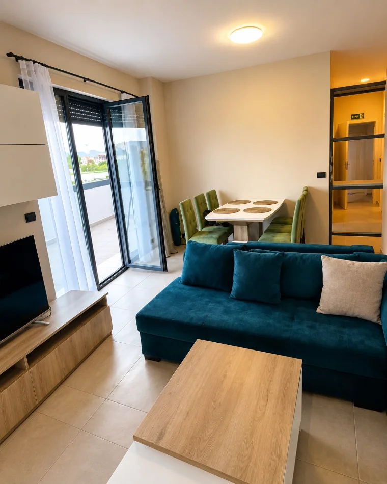 🏡 Jepet me Qera Apartament 1+1 📍 Prane Farmacia 10 \tek  Spitali Amerikan 2,   550 MIJE LEKE