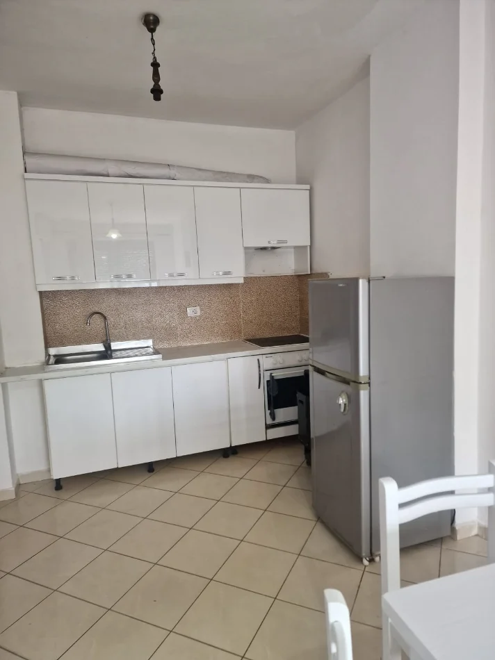 🏡 Jepet me Qera Apartament 1+1 në Astir – Tek 2 Palmat -Astir , 400 mije leke