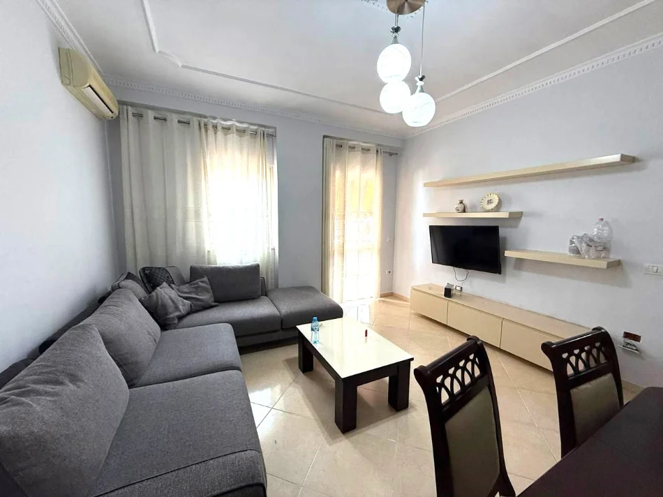 🏡 Jepet me Qera Apartament 2+1 ne 5 Maji,   600 mije leke