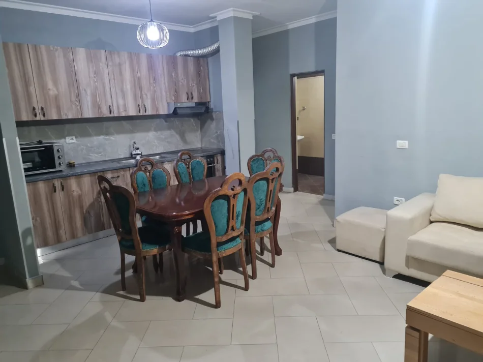 🏡 Jepet me Qera Apartament 2+1 ne Astir tek Bohem,  500 Euro