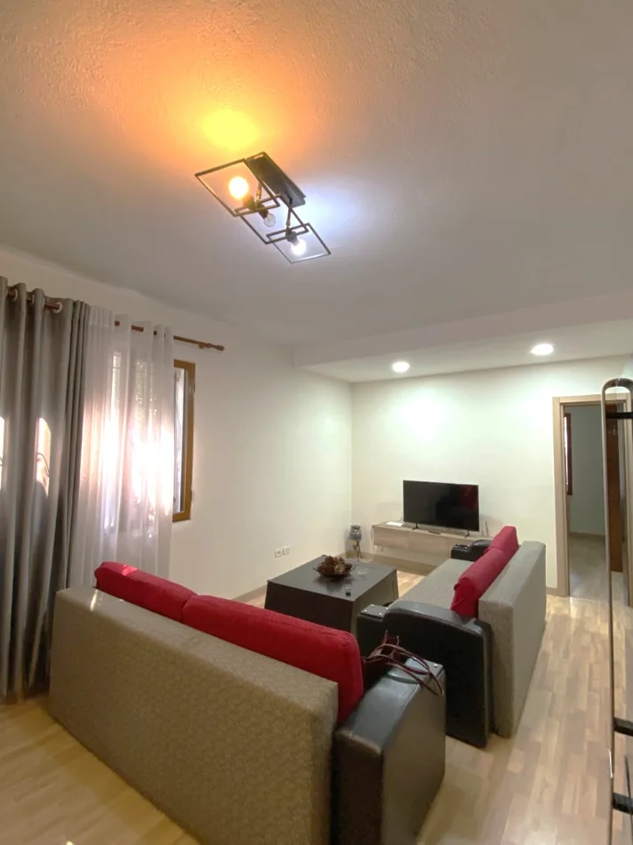 🏠 Jepet me Qira Apartament 1+1 në Selitë afer Marlin Barletit,  420 mije leke
