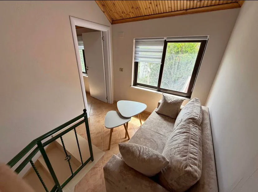 Jepet me Qira Apartament 1+1 ne Medrese, 420 MIJE LEKE