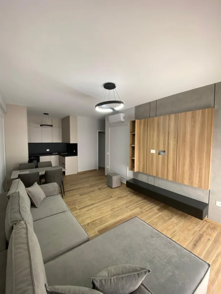 Jepet me qera apartament 1+1, I PA BANUAR ME PARE