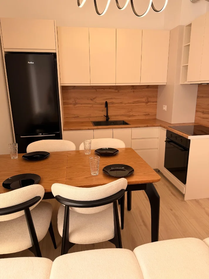 Jepet me qera  apartament 1+1 , (Jordan Misja)