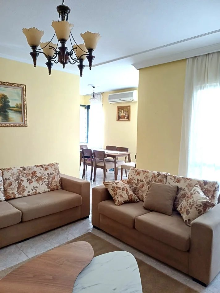 🏡 Jepet me qera apartament 2+1+2 ballkone te Delijorgji , Rruga e Kavajes – 700 mije lek te vjetra/muaj 🔑