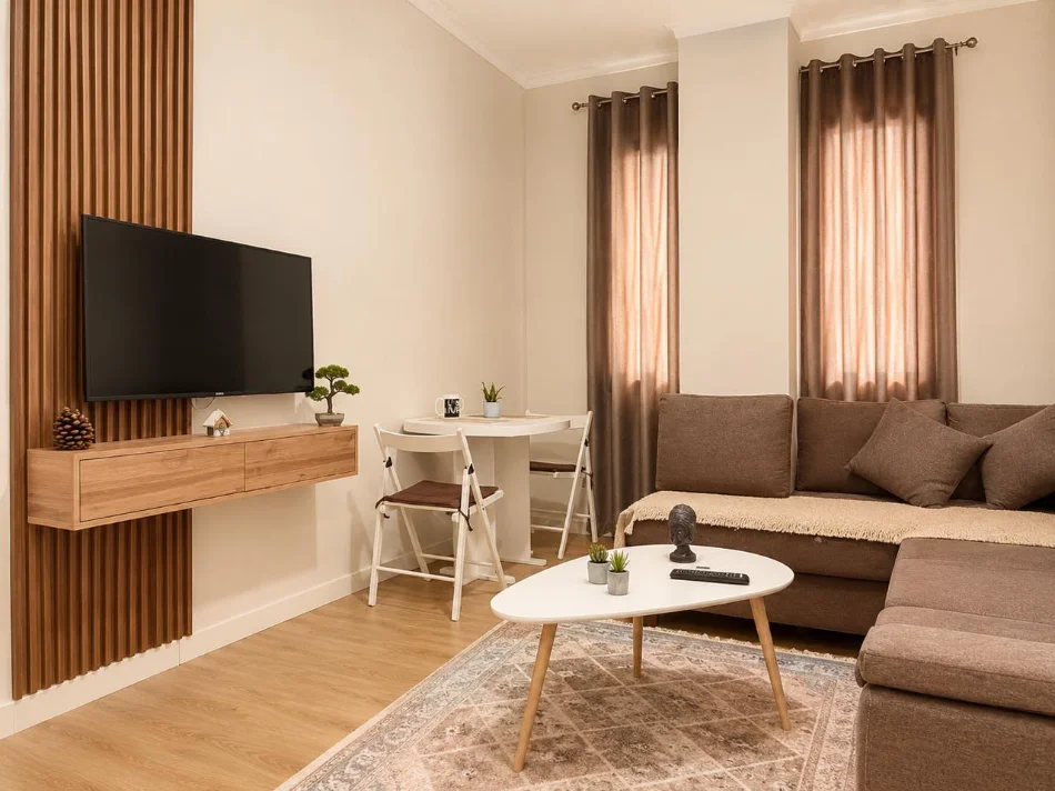 🏡✨  Jepet me qera apartament luksi 1+1 pranë Ring Center Tirana, te kryqezimi i 21 Dhjetorit 📍  2 ose 3 persona