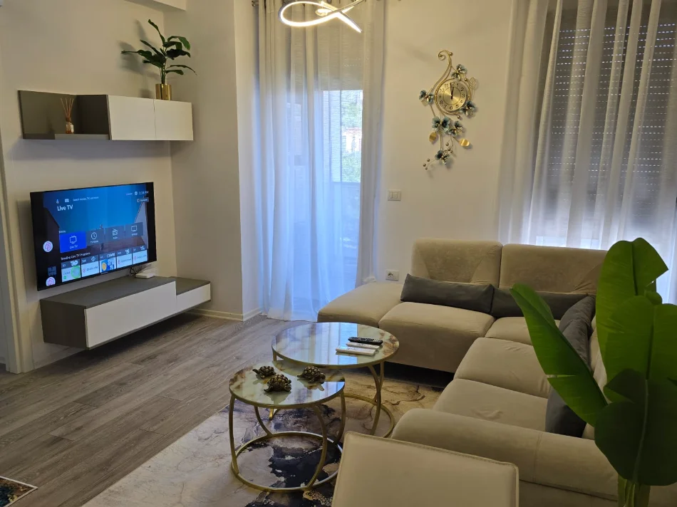 🏡 Jepet me qera super apartament në pallat të ri, 600 € , Fusha Ali Demi