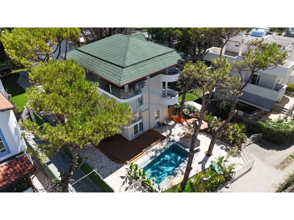 Kavaje, shes Vile ne plazh Vile 3 Katshe Kati 0, 630 m² 1.300.000 € (qerret)