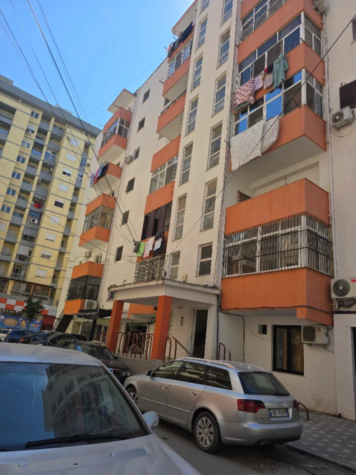 Lezhe, shitet apartament 3+1+Ballkon Kati 6, 128 m² 115.000 €