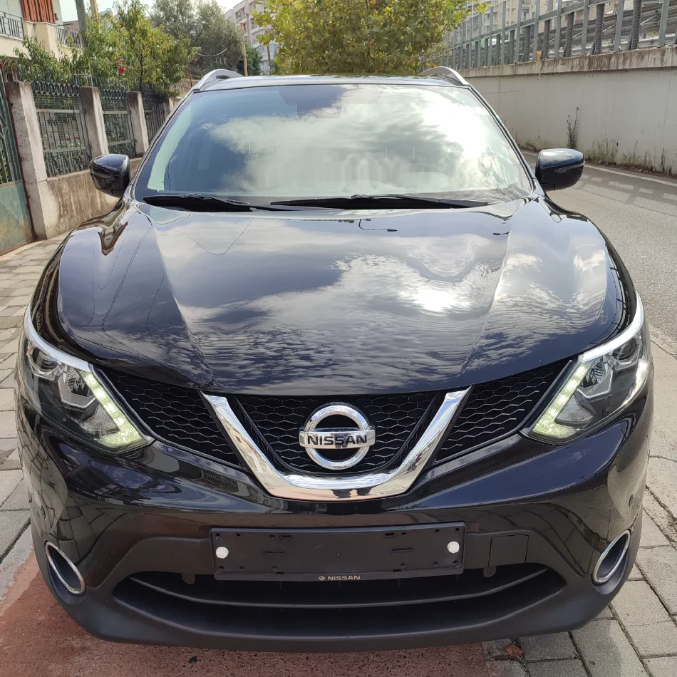 Nissan Qashqai viti 2014 panoramik, full option, automat, 1.6 TDI, navi, 10000 €