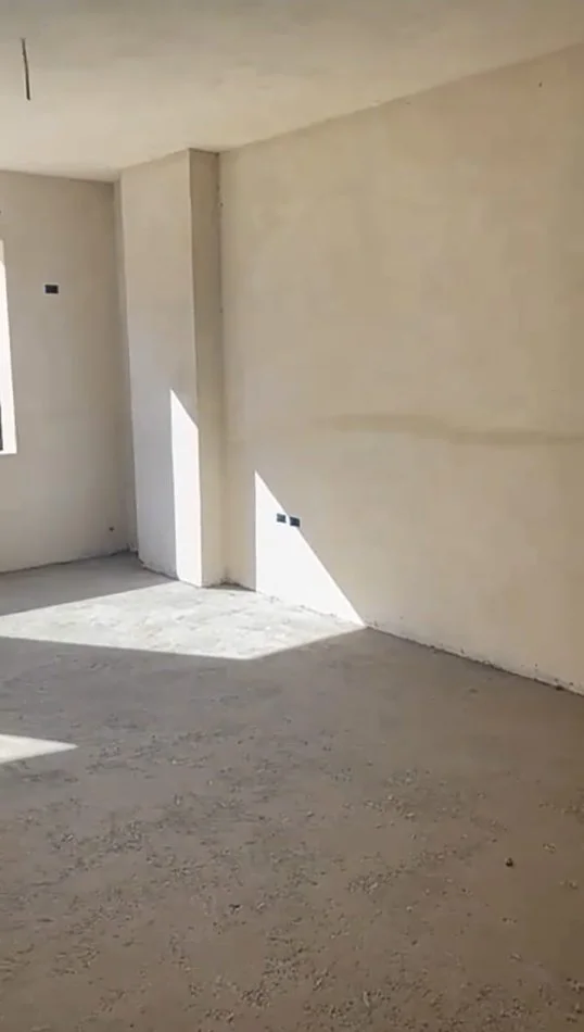 Okazion në astir. Jepet apartament 2+1 ne astir per shitje ,   150.000 €uro