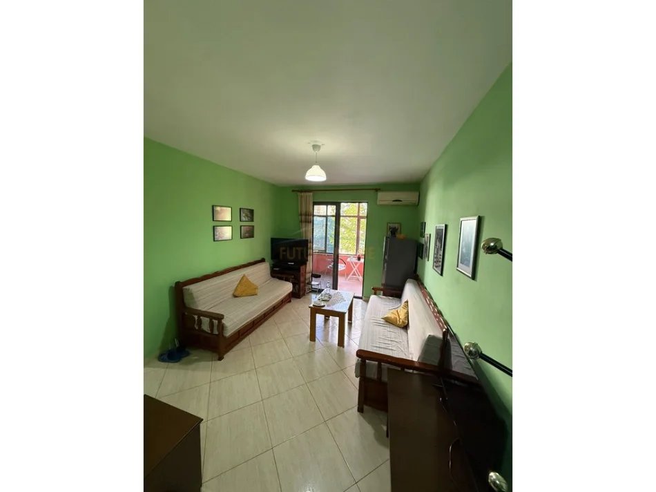 Pogradec, shitet apartament 1+1+Ballkon Kati 4, 69.000 €