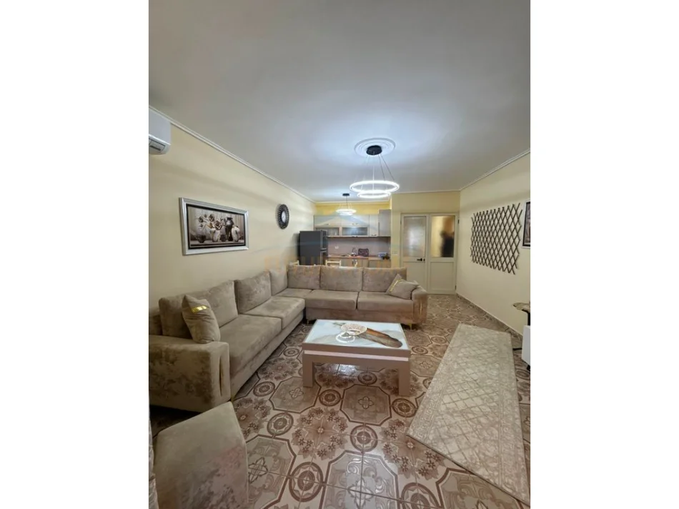Qera, Apartament 2+1, Rruga Asim Vokshi 0696069906