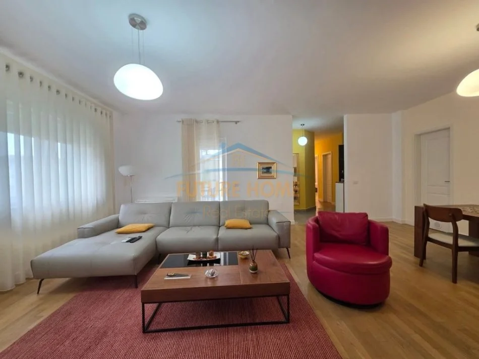 Qera, Apartament 3+1 +3 tek Touch of the Sun! 1800 euro