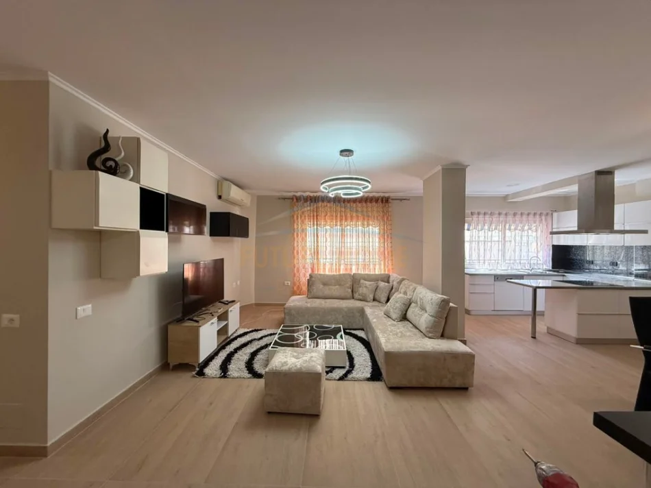 Qira, Apartament 2+1, Komuna e Parisit, Tirane 80.000 Lek 0696069906