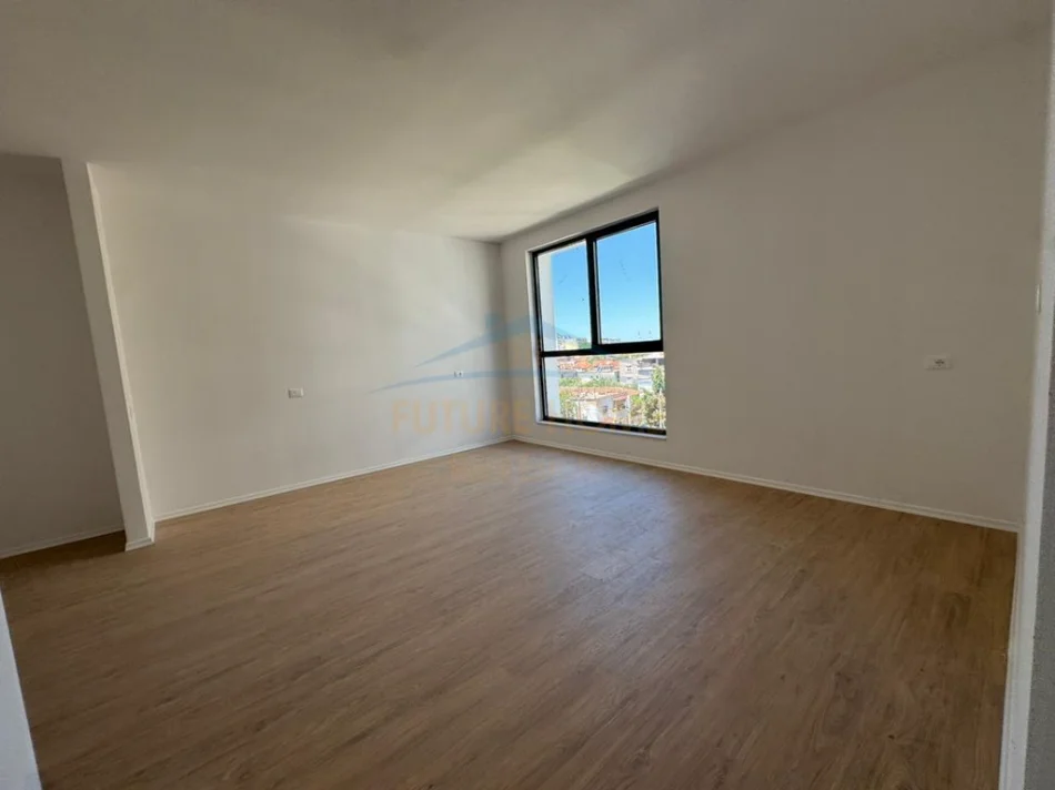 Shitet apartament 1+1 jordan misja