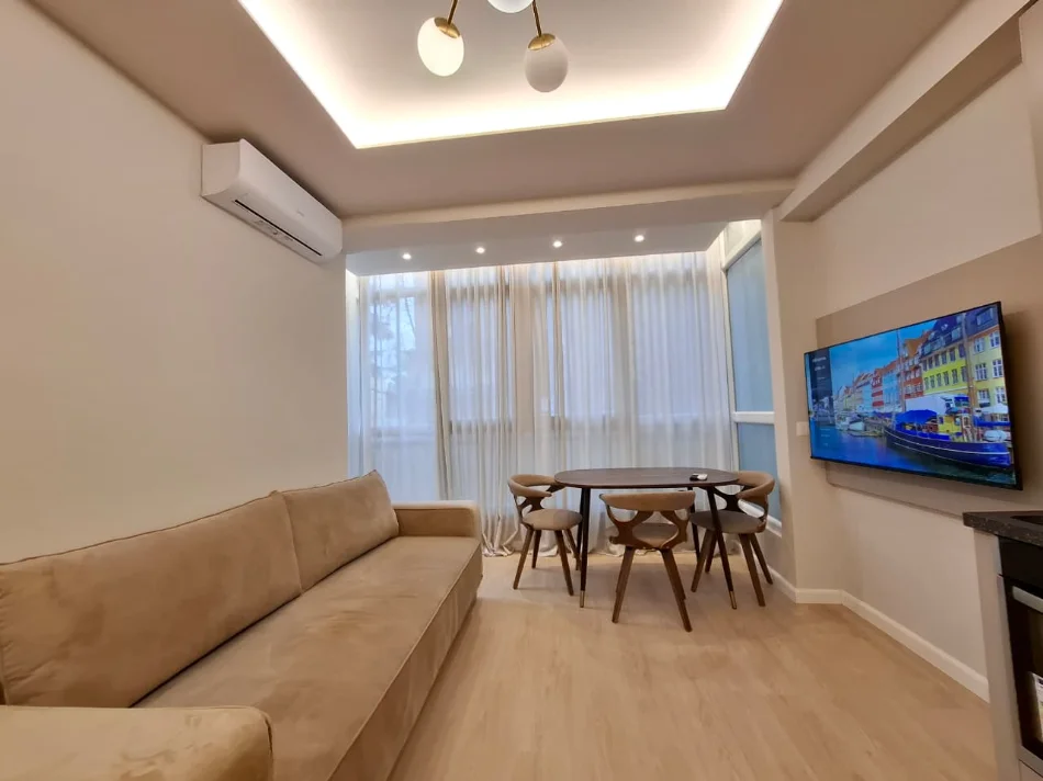 SHITET: ⚪️ Apartament Luxury 1+1📍Marteniteti Ri (500 m Nga Brryli - Shkolla Kushtrimi Lirisë) 💫 INVESTIM MBI 20,000€💥I mobiluar - 115.000€