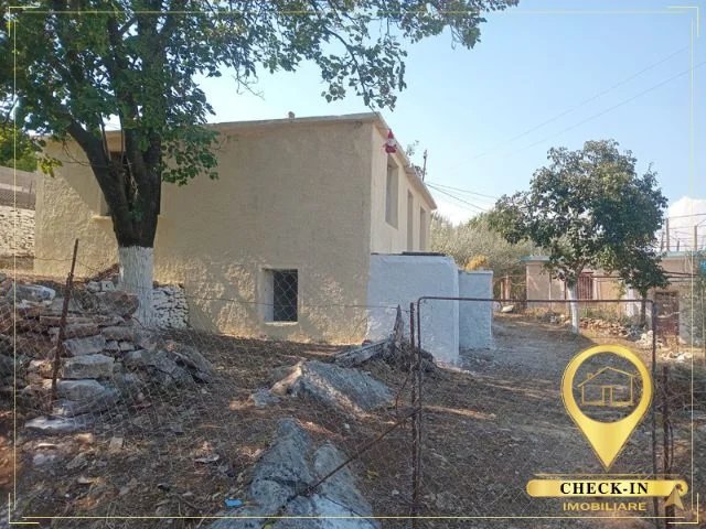 Sarande, shitet shtepi Vile 1 Katshe Kati 0, 72 m² 82.000 € (Qafe Gjashte)