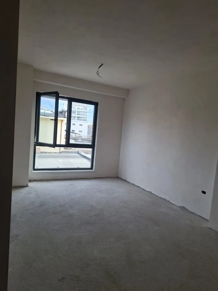 Shitet apartament 1+1  Bulevardi i Ri  144,000 €