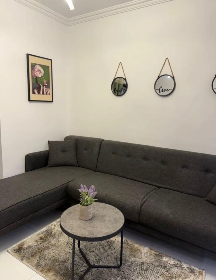 Shkembi Kavajes, shitet apartament 1+1+Aneks+Ballkon Kati 2, 70 m² 130.000 € (Shkembi i Kavajes)