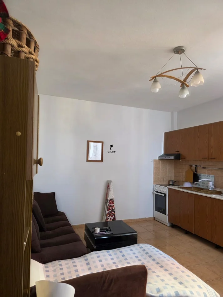 Shqiperi, jepet me qera 1+1 Kati 5, 60 m² 500 €