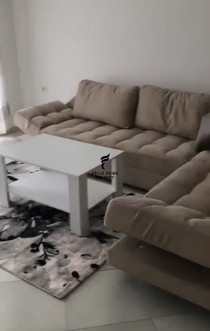 Shqiperi, jepet me qera apartament 1+1 Kati 5, 70 m² 600 € (DON BOSKO)