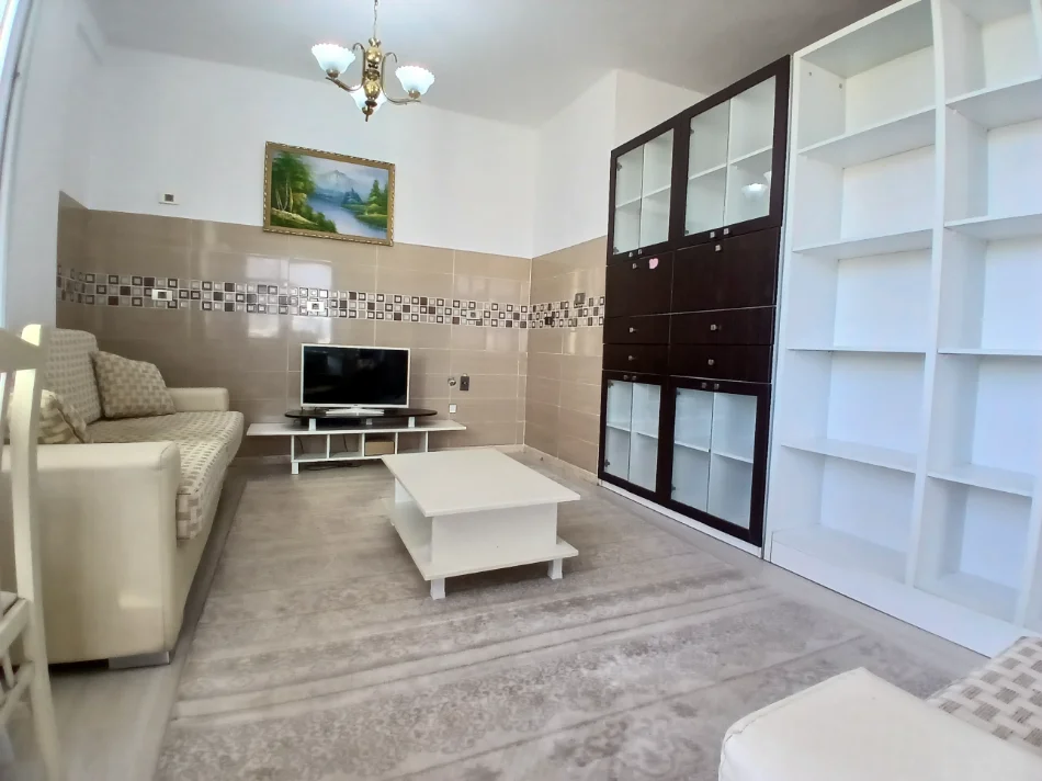 Shqiperi, jepet me qera apartament 1+1 Kati 9, 50 m² 430 € (Doro hotel)