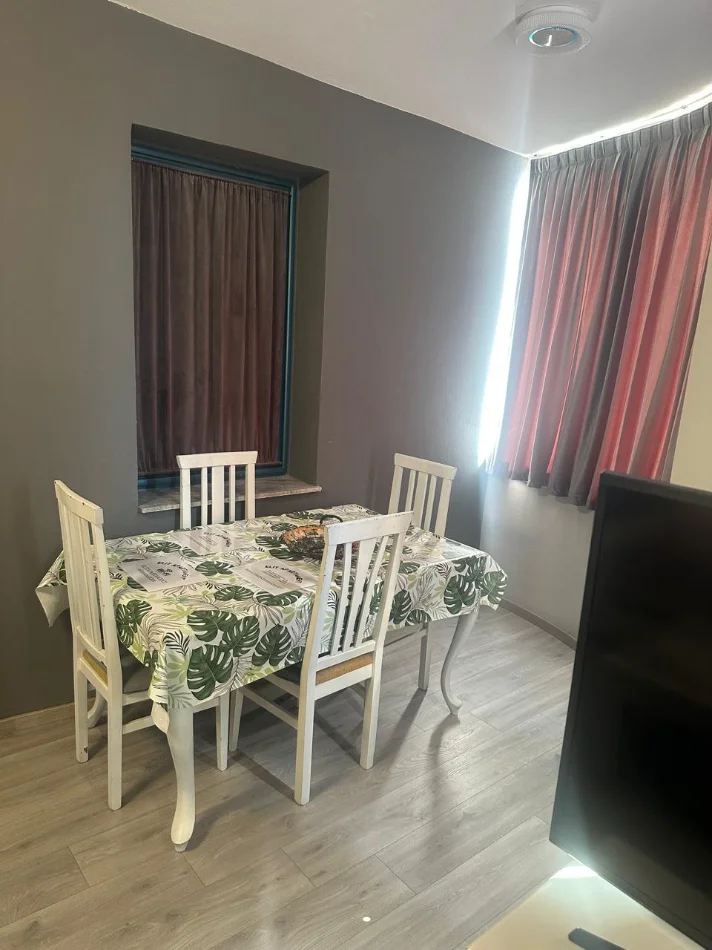 Shqiperi, jepet me qera apartament 2+1 Kati 2, 90 m² 750 € (RRUGA E ELBASANIT)
