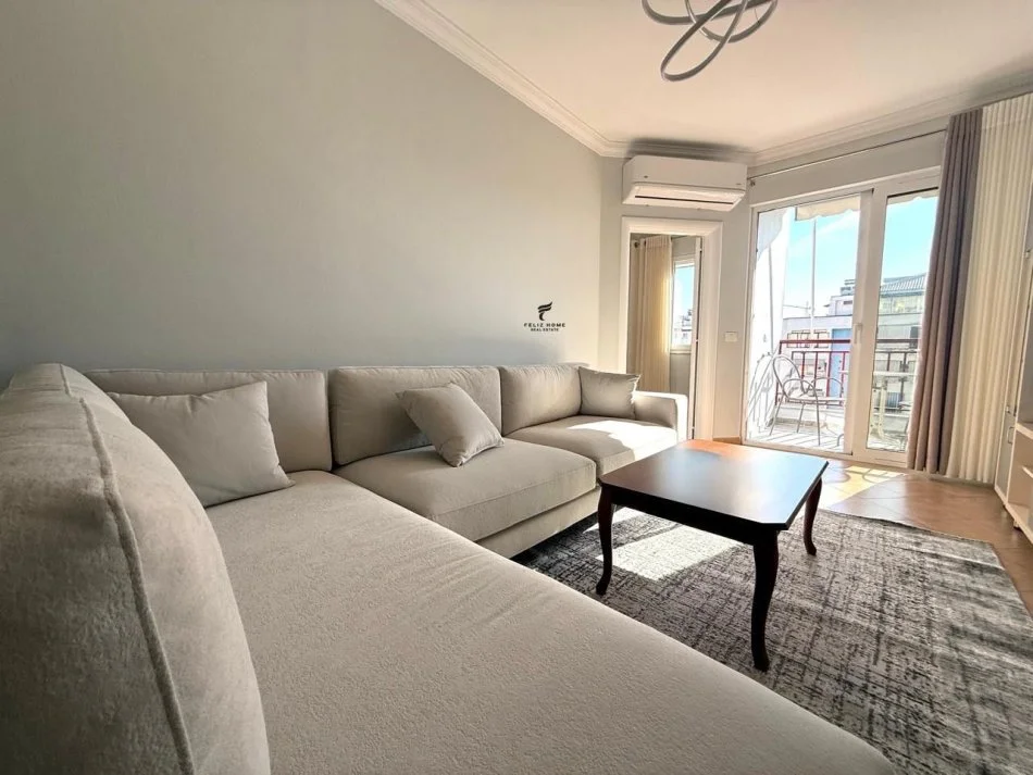 Shqiperi, jepet me qera apartament 2+1 Kati 7, 80 m² 750 € (RRUGA E KAVAJES)